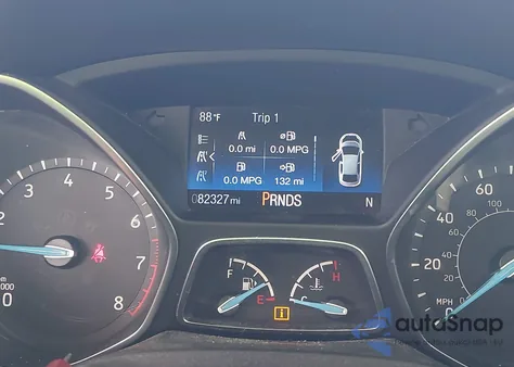 2018 Ford Focus Titanium из США, поврежденный, VIN 1FADP3J2XJL294348